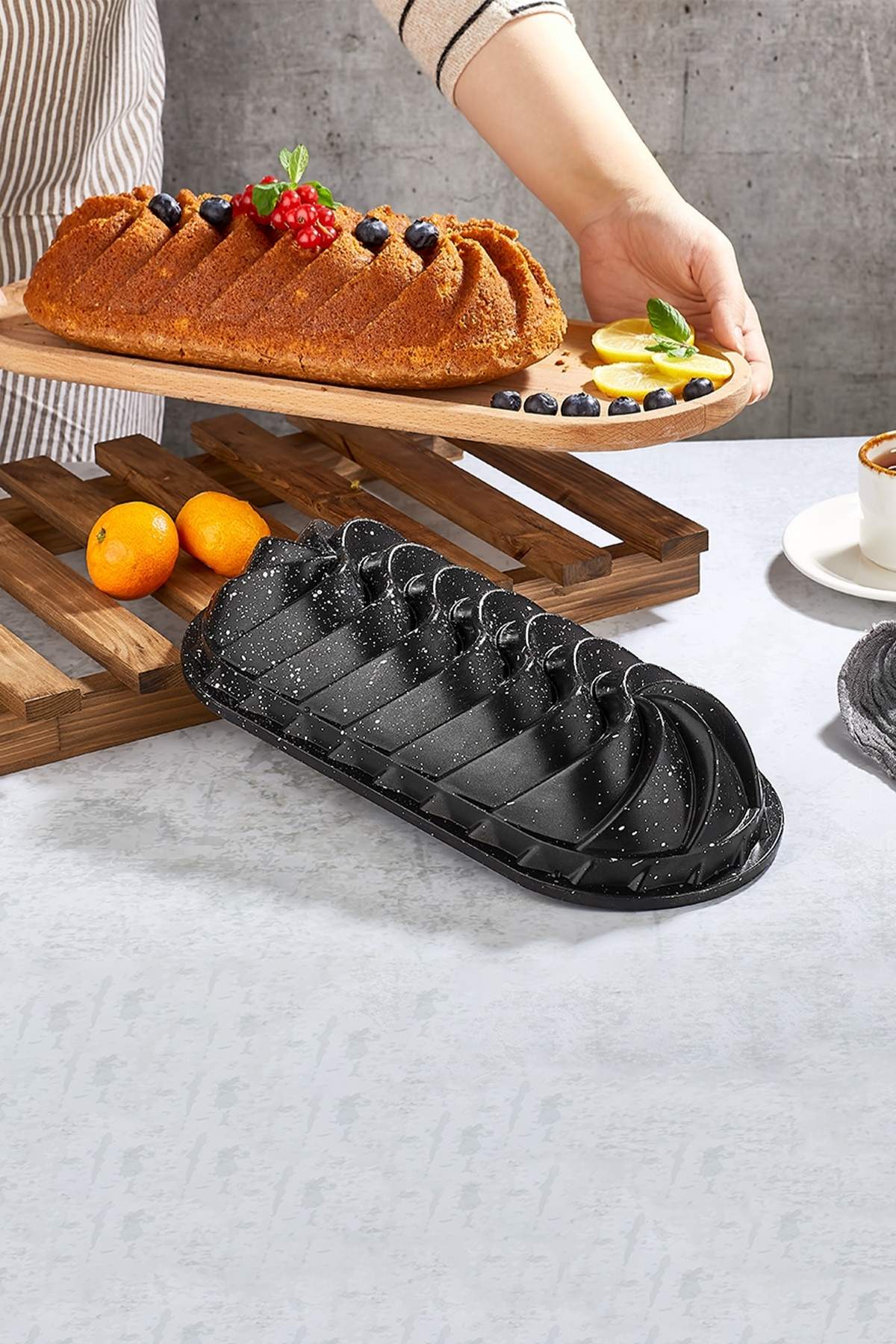 Ebru Döküm Granit Kek Kalıbı 33 cm - Siyah