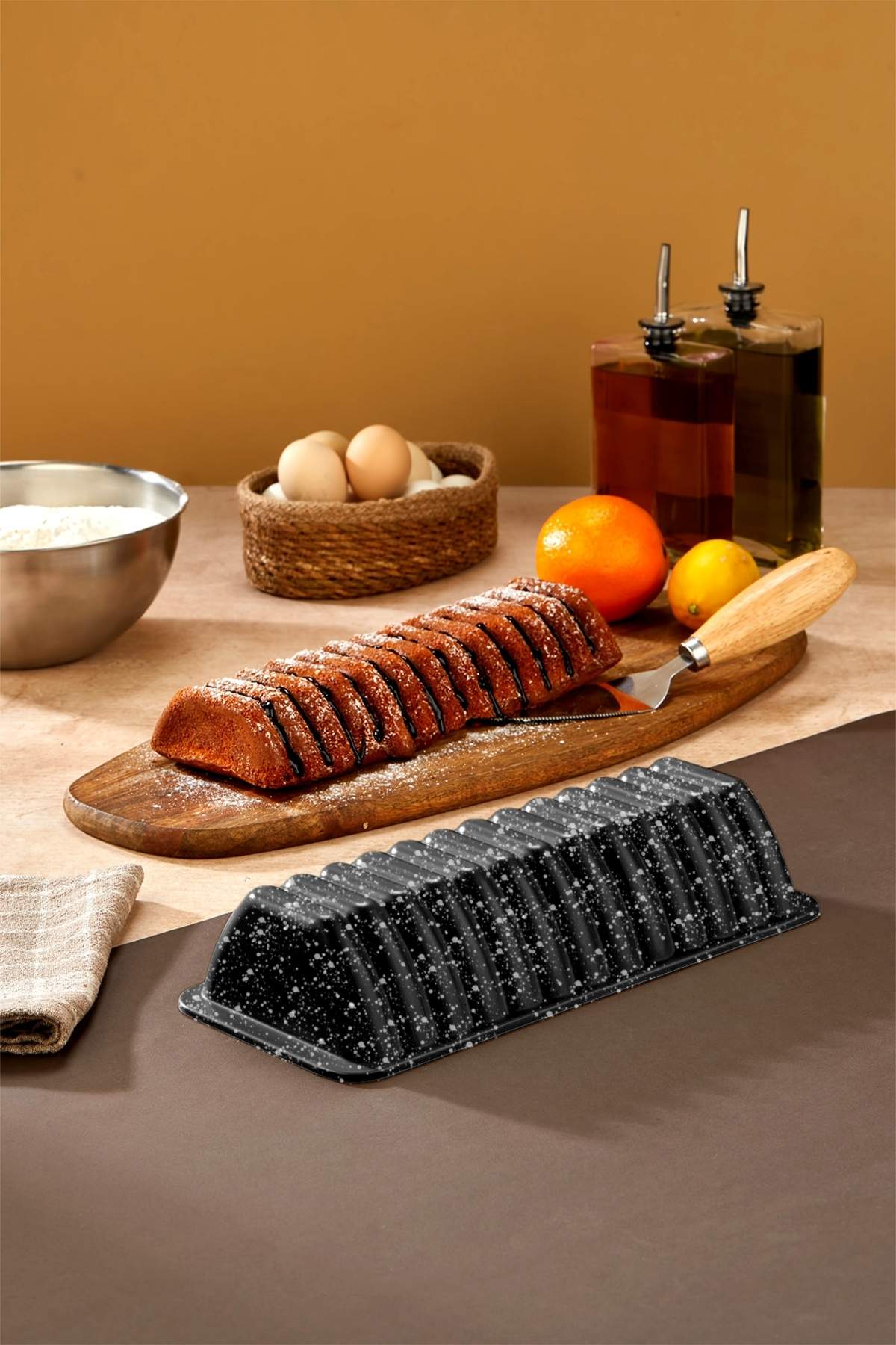 Liva Döküm Granit Kek Kalıbı 33 cm - Siyah Liva Döküm Granit Kek Kalıbı 33 cm - Siyah