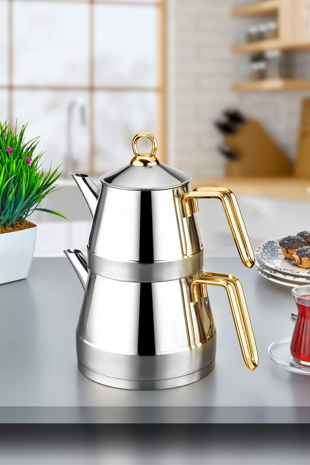 Venedik 18/10 Paslanmaz Çelik Çaydanlık Büyük Boy - Gold Saplı Venedik 18/10 Paslanmaz Çelik Çaydanlık Büyük Boy - Gold Saplı