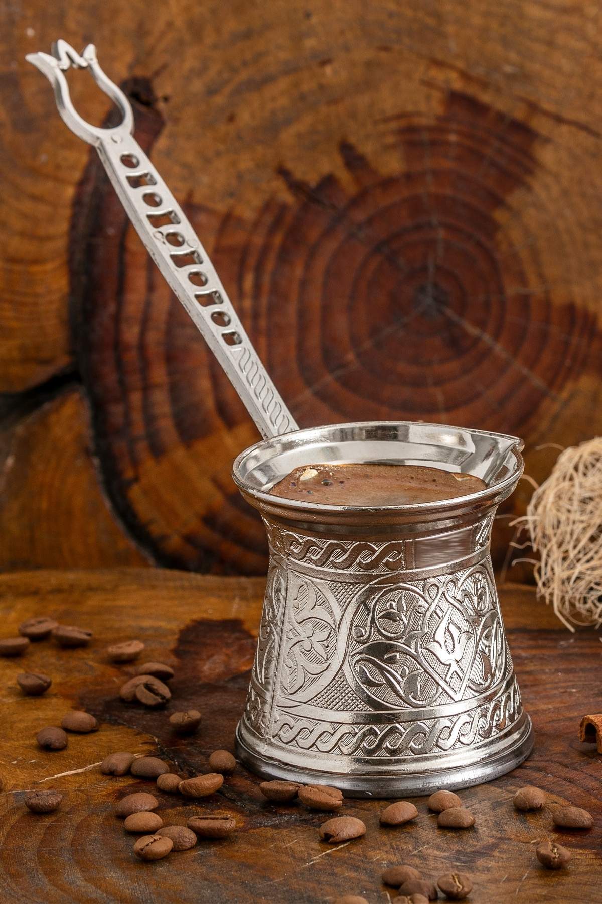 Zamak 1 Lüks Kahve Cezvesi 80 ml - Gümüş Renk - 1-2 Kişilik - Çelik Tabanlı Zamak 1 Lüks Kahve Cezvesi 80 ml - Gümüş Renk - 1-2 Kişilik - Çelik Tabanlı