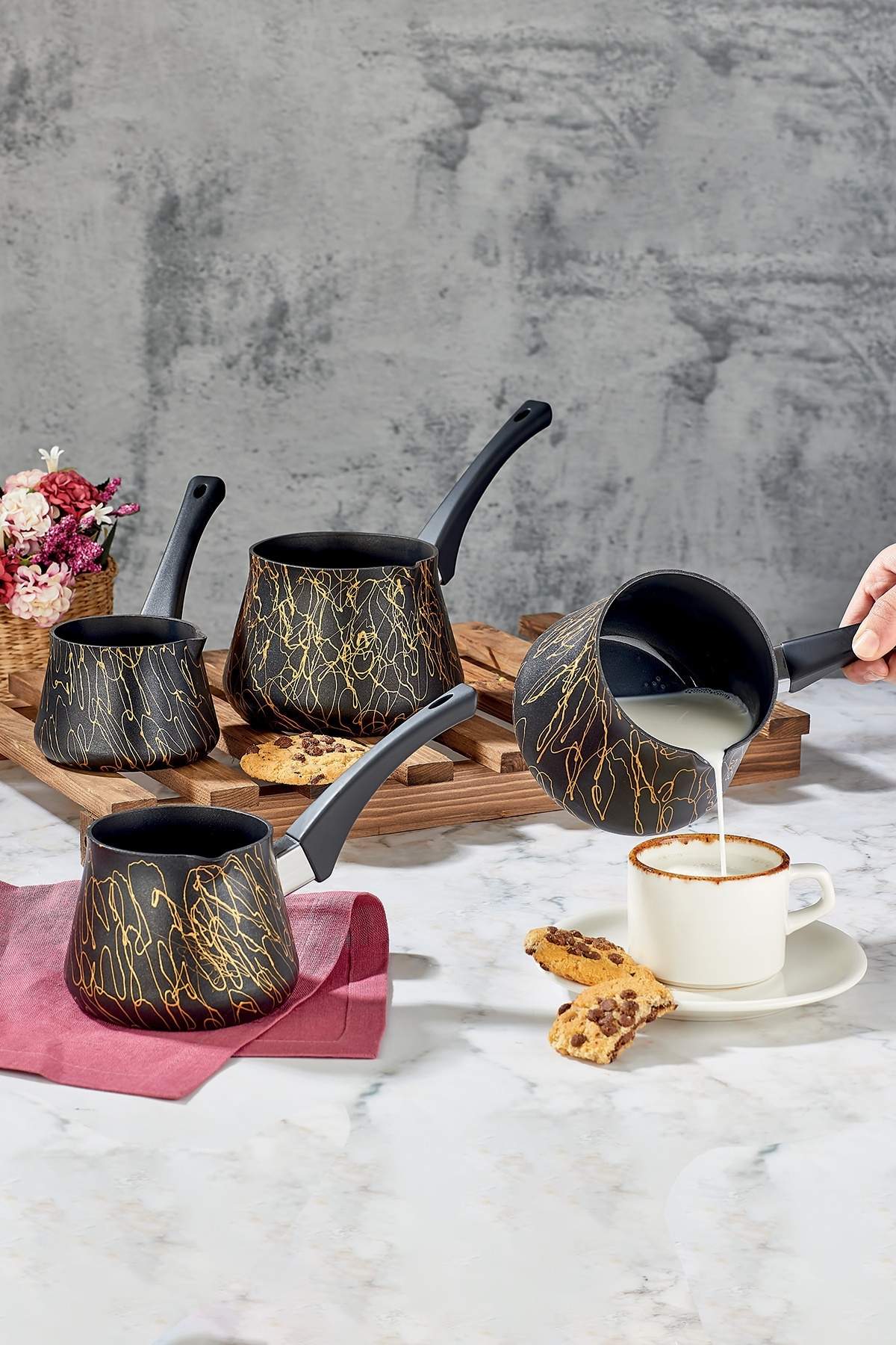 Elegance Granit Cezve ve Sütlük 200 ml 1Parça Elegance Granit Cezve ve Sütlük 200 ml 1Parça