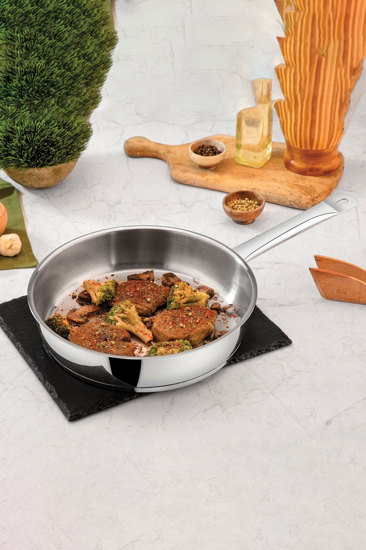 Polochef Paslanmaz Çelik Tava 28 cm - İndüksiyon Tabanlı Polochef Paslanmaz Çelik Tava 28 cm - İndüksiyon Tabanlı