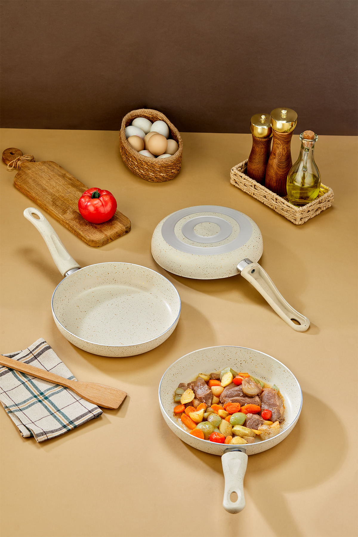Classico Döküm Granit Tava 32 cm - Krem Classico Döküm Granit Tava 32 cm - Krem