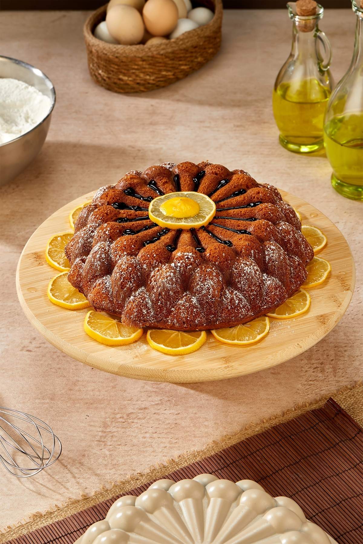 Prizma Döküm Granit Kek Kalıbı 26 cm - Siyah